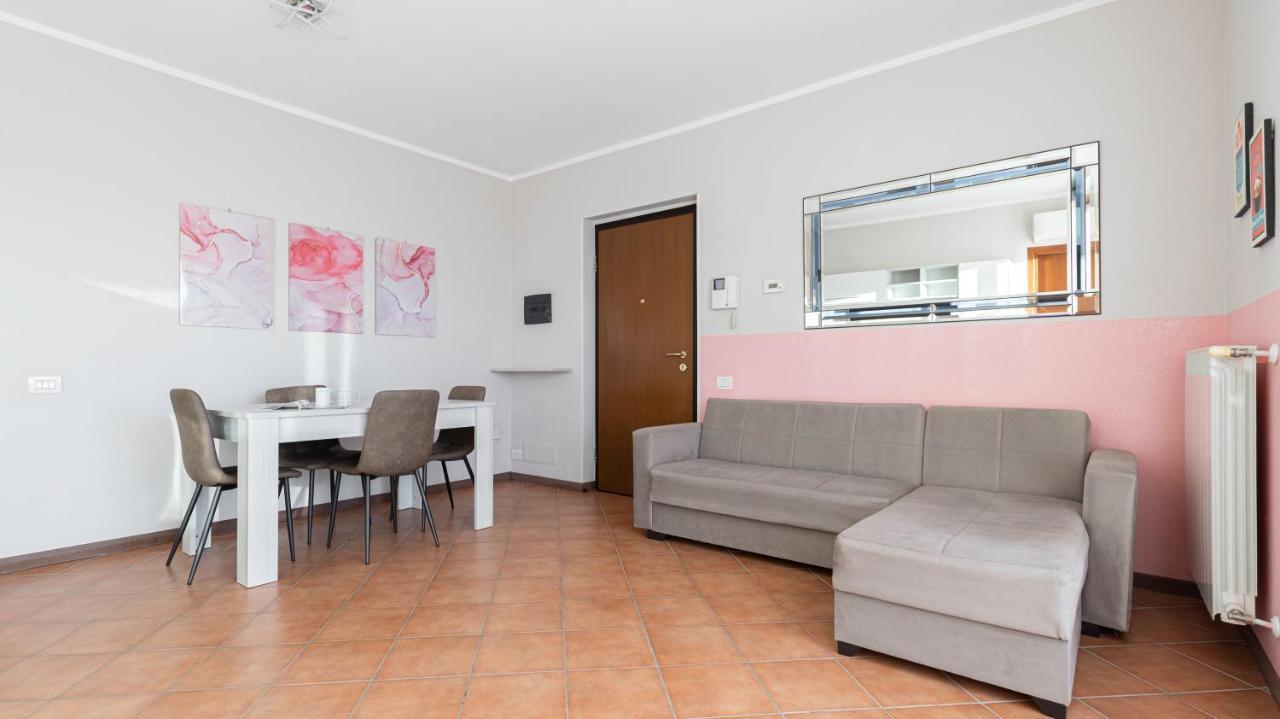 Italianway - Piazza Alboreto 72, Rozzano Zewnętrze zdjęcie