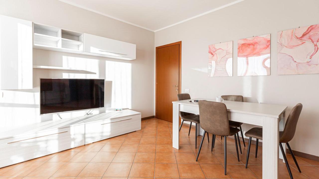 Italianway - Piazza Alboreto 72, Rozzano Zewnętrze zdjęcie